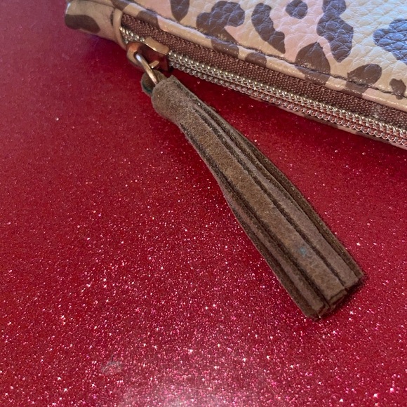 3/$10 Ipsy Glam Bag New February 2019 Light Pink & Hot Pink Kisses Cosmetic Bag - Picture 4 of 9